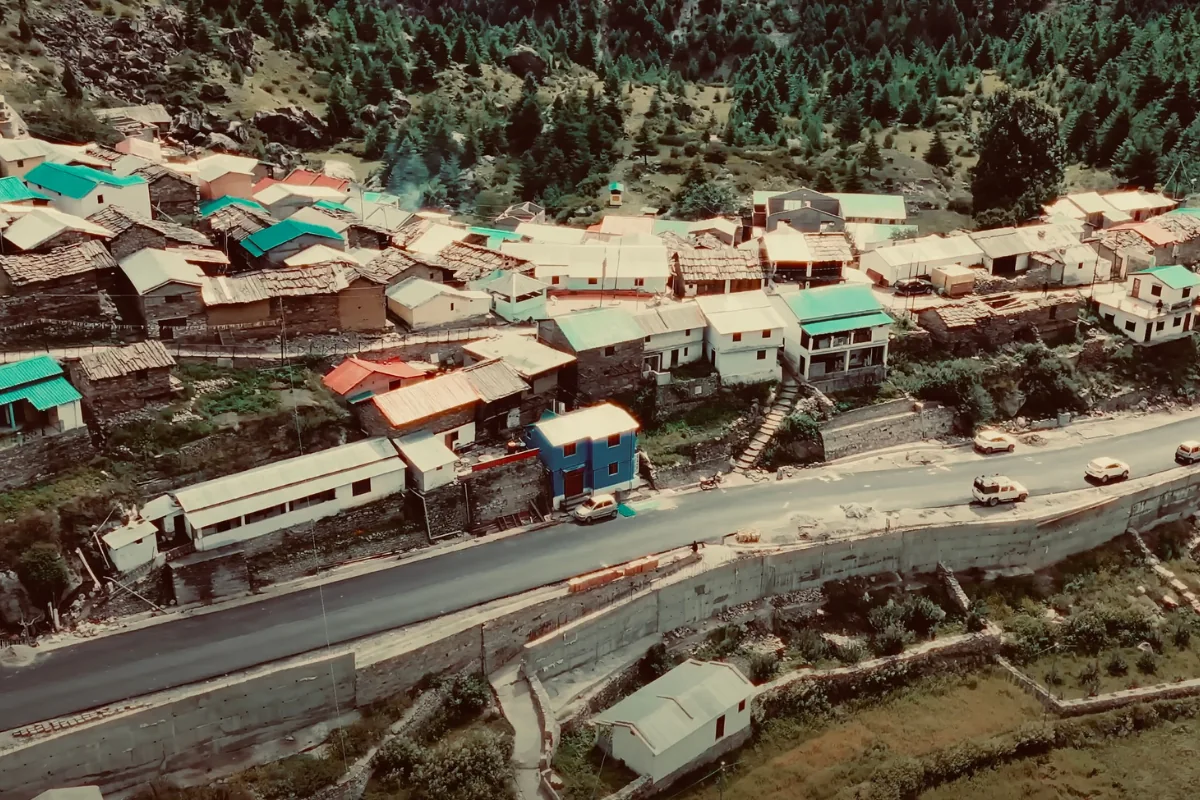 Niti Valley Travel Guide 2025 – Gamshali Bugyal Trek, Villages, Route & Best Time