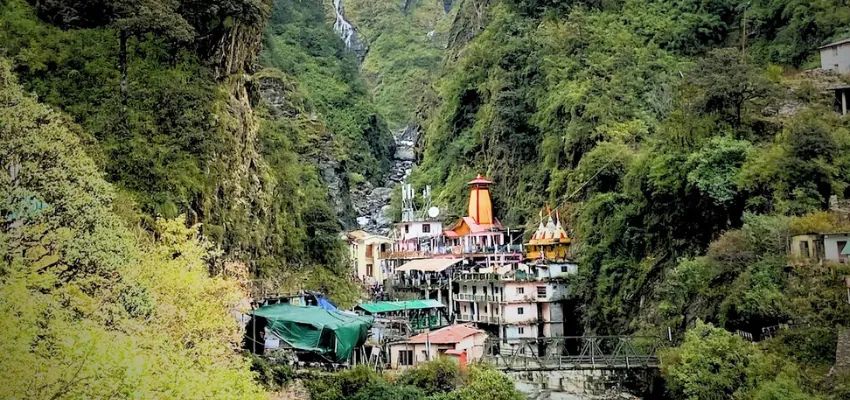 Gangotri Yamunotri Yatra by Maharaja
