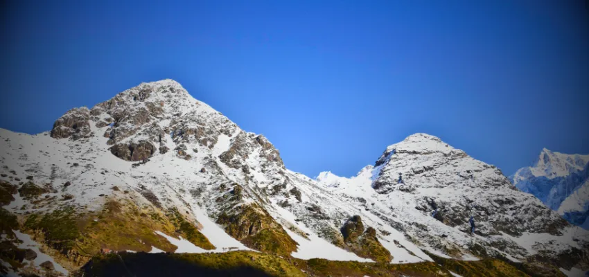 Delhi to Char Dham Yatra by Sedan