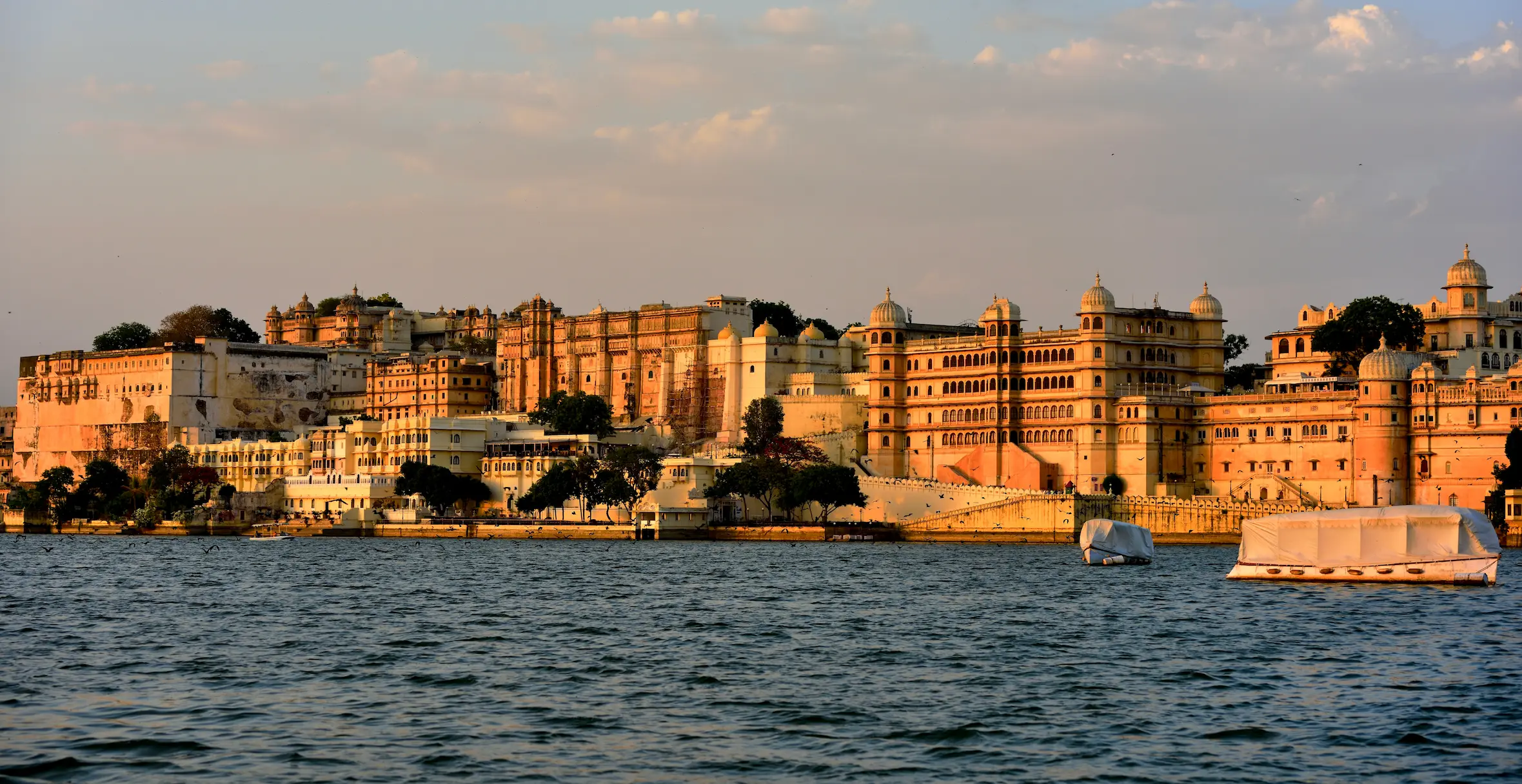 Udaipur Tour Packages promotional banner